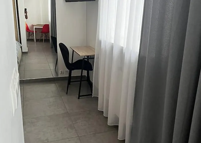 Modern Wierzbowa 5 דירה